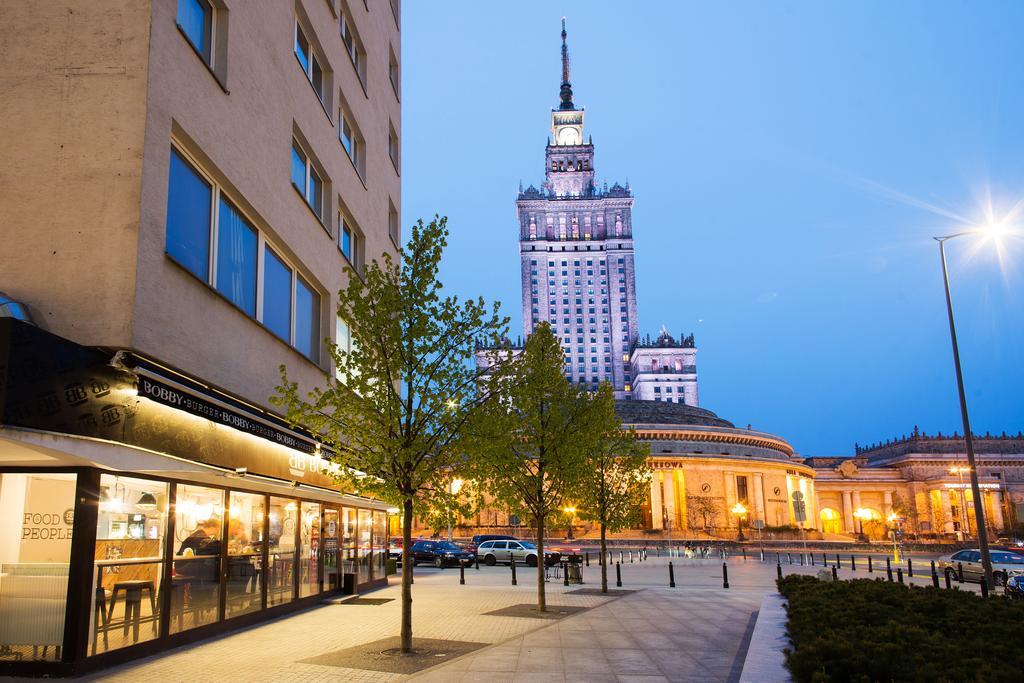 Shortstaypoland Sienna Varsó Kültér fotó
